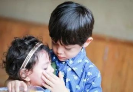 吃瓜娱乐记哥哥和妹妹,吃瓜娱乐记中的温馨互动